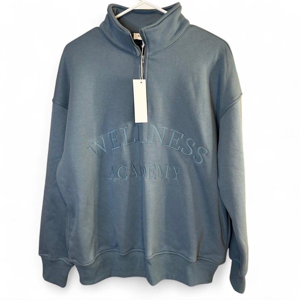 Gilli size small sweatshirt